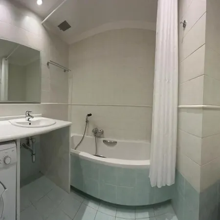 Serena House * Dhrafi